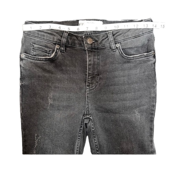 {NWOT Free People Black Fringe Hem Distressed Denim Jeans Size 25} - Picture 4 of 8